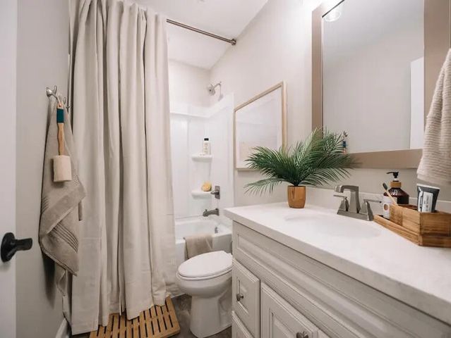 111 S Founders Way, Hattiesburg, MS 39401