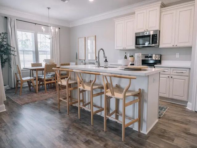 111 S Founders Way, Hattiesburg, MS 39401