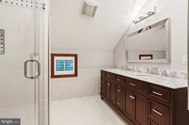 5138 12TH ST S, Arlington, VA 22204