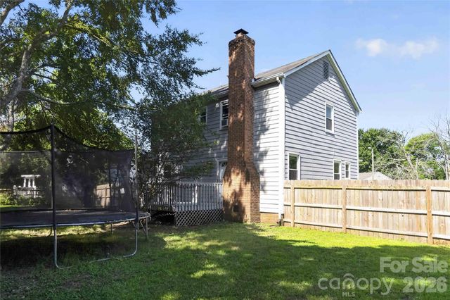 11117 Kingfisher Drive, Charlotte, NC 28226