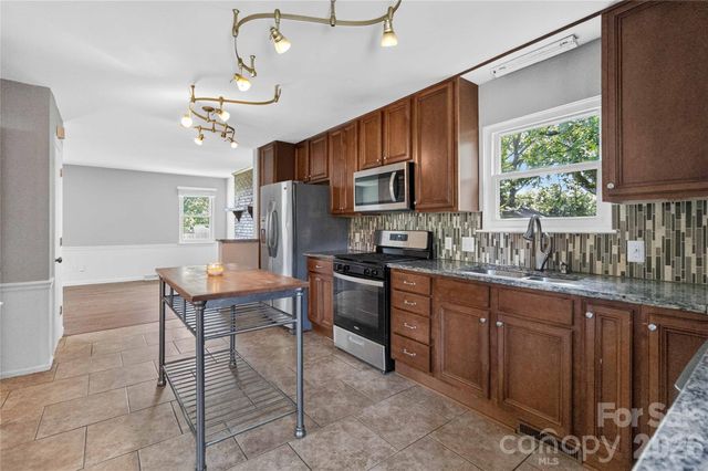 11117 Kingfisher Drive, Charlotte, NC 28226