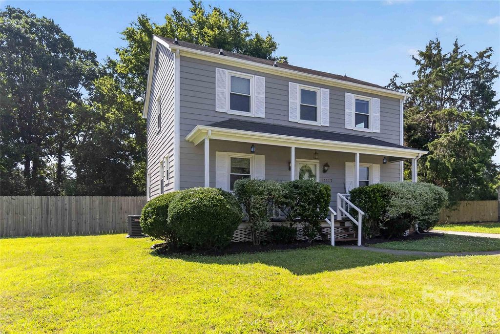11117 Kingfisher Drive, Charlotte, NC 28226