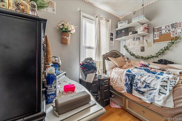 8763 108th Street, Richmond Hill, NY 11418