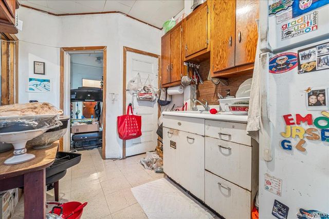 8763 108th Street, Richmond Hill, NY 11418