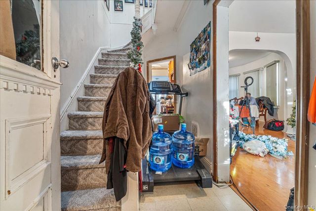 8763 108th Street, Richmond Hill, NY 11418