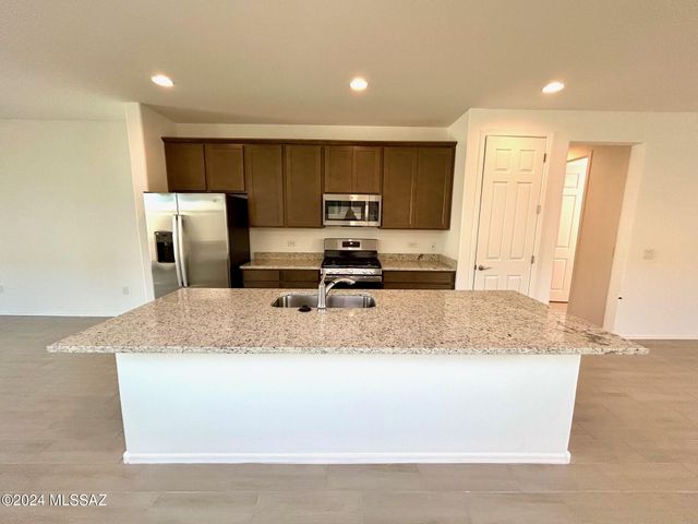 6041 E Campolina Trail, Tucson, AZ 85756