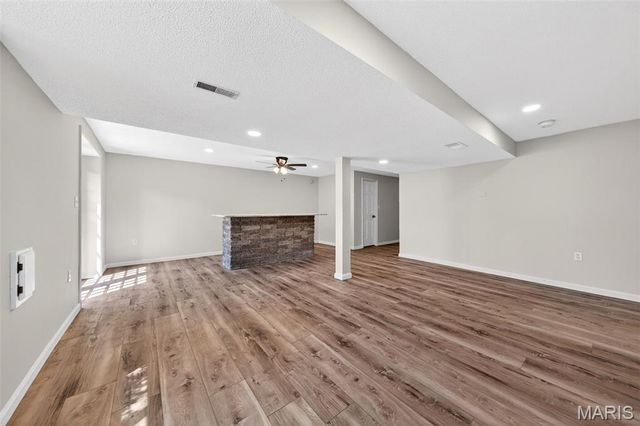 4568 Braungate Drive, St Louis, MO 63128