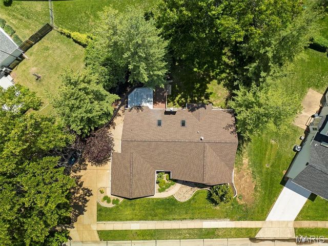 4568 Braungate Drive, St Louis, MO 63128