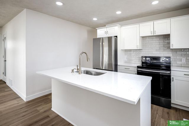 2530 Crawford Street, Bellevue, NE 68005