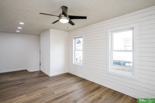 2530 Crawford Street, Bellevue, NE 68005