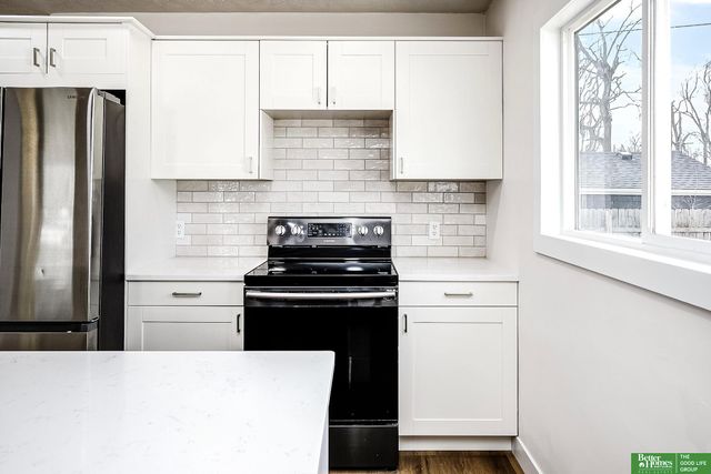 2530 Crawford Street, Bellevue, NE 68005