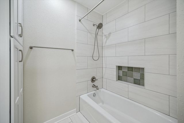 6727 Belmont Street, West University Place, TX 77005