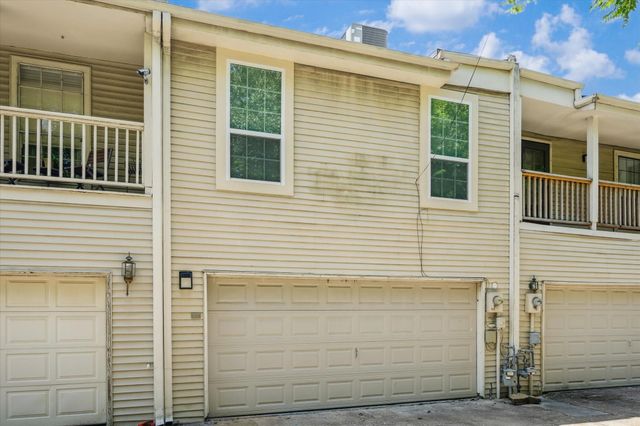 6727 Belmont Street, West University Place, TX 77005