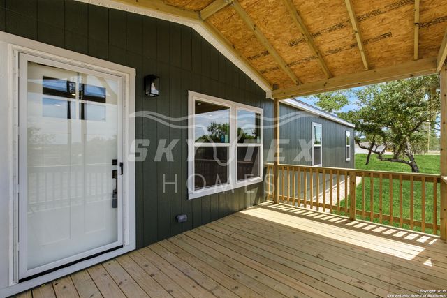 132 Syrah St, La Vernia, TX 78121