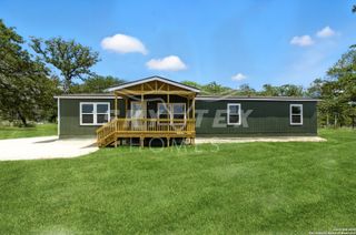132 Syrah St, La Vernia, TX 78121