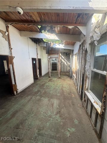 1152 Marsh AVE, Fort Myers, FL 33905