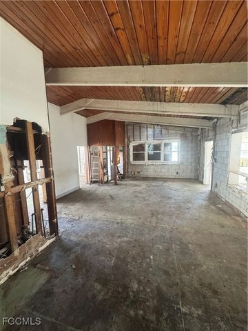 1152 Marsh AVE, Fort Myers, FL 33905