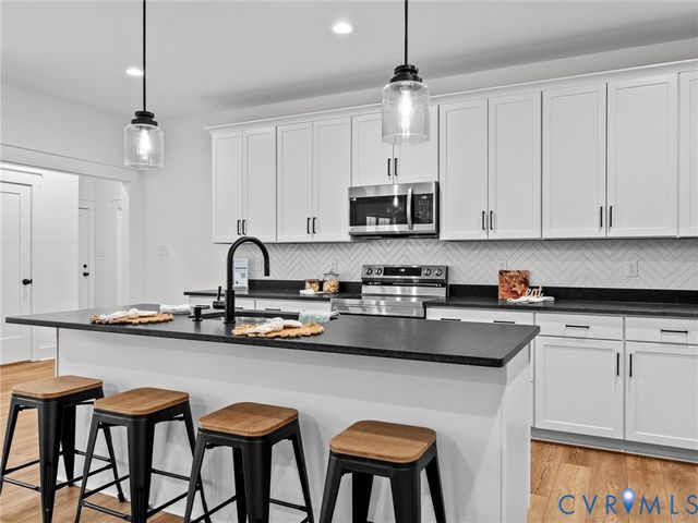 3167 Pineview Dr, Powhatan, VA 23139