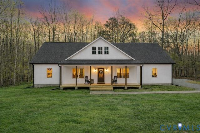 3167 Pineview Dr, Powhatan, VA 23139