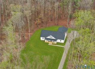 3167 Pineview Dr, Powhatan, VA 23139