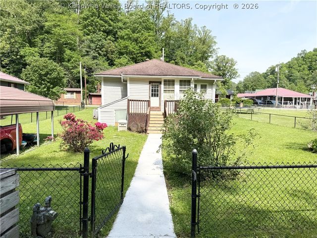 75 Janie Avenue, Whitesville, WV 25209