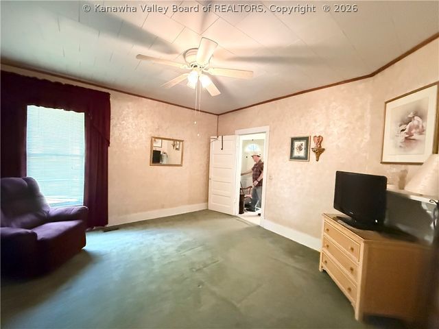75 Janie Avenue, Whitesville, WV 25209