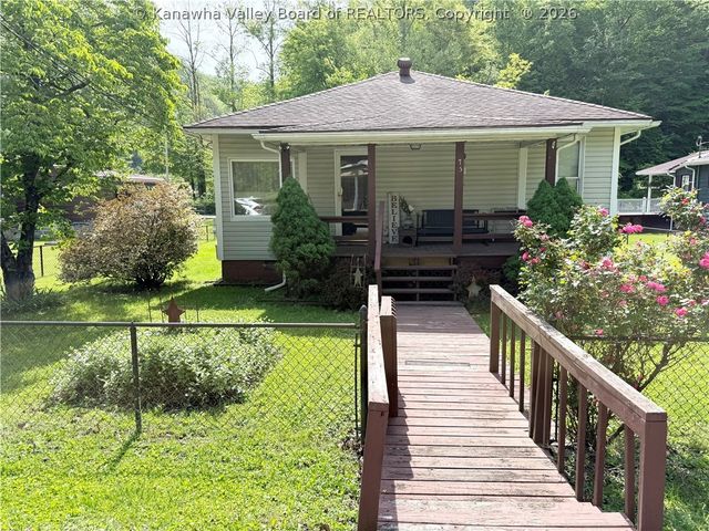 75 Janie Avenue, Whitesville, WV 25209