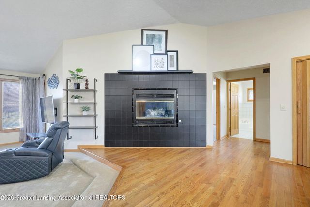 10289 Lafayette Lane, Dimondale, MI 48821
