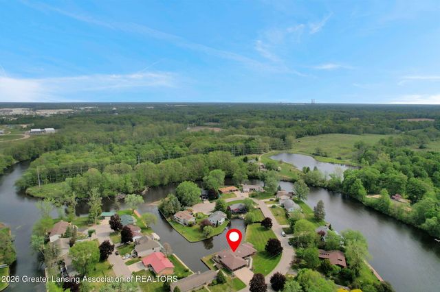 10289 Lafayette Lane, Dimondale, MI 48821