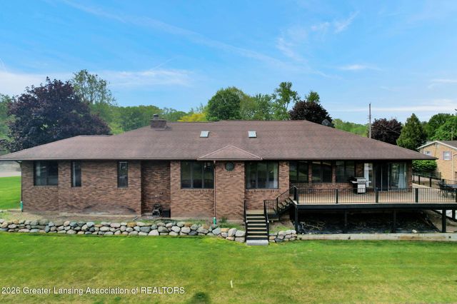 10289 Lafayette Lane, Dimondale, MI 48821