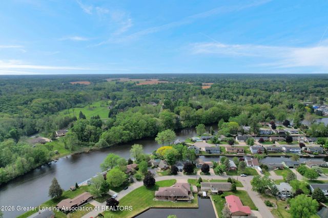 10289 Lafayette Lane, Dimondale, MI 48821