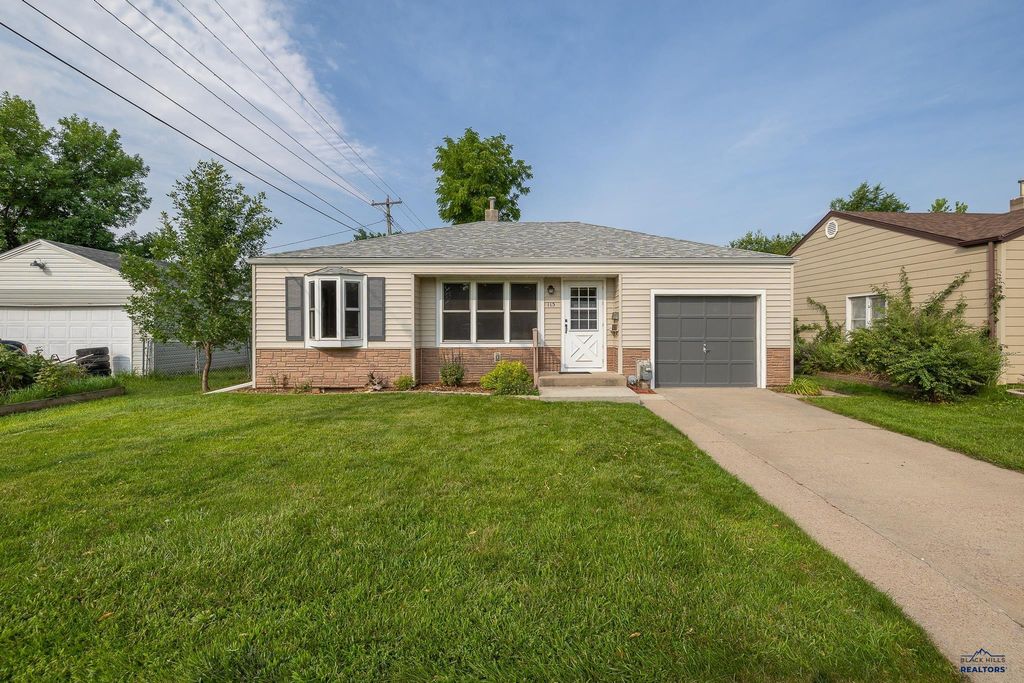 115 42ND, Rapid City, SD 57702