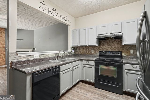 388 Berckman Drive NW, Lilburn, GA 30047