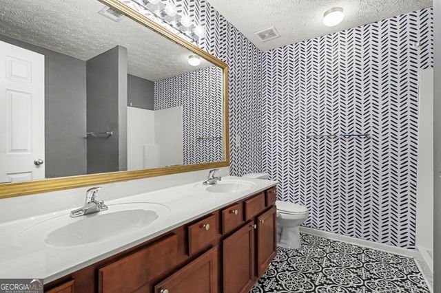 388 Berckman Drive NW, Lilburn, GA 30047