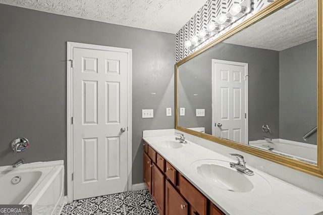 388 Berckman Drive NW, Lilburn, GA 30047