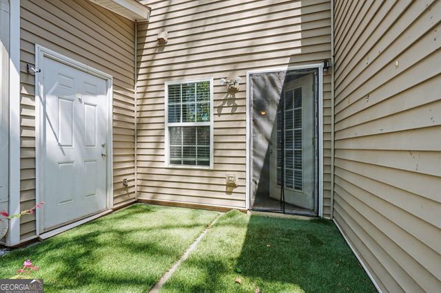 388 Berckman Drive NW, Lilburn, GA 30047