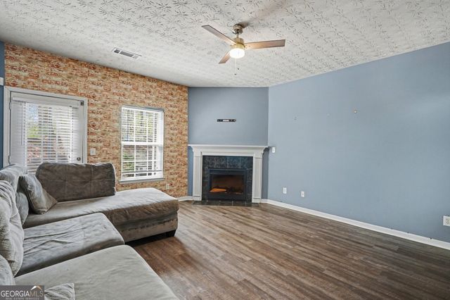 388 Berckman Drive NW, Lilburn, GA 30047