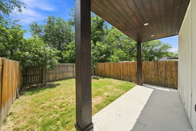 2718 CERALVO ST, San Antonio, TX 78237