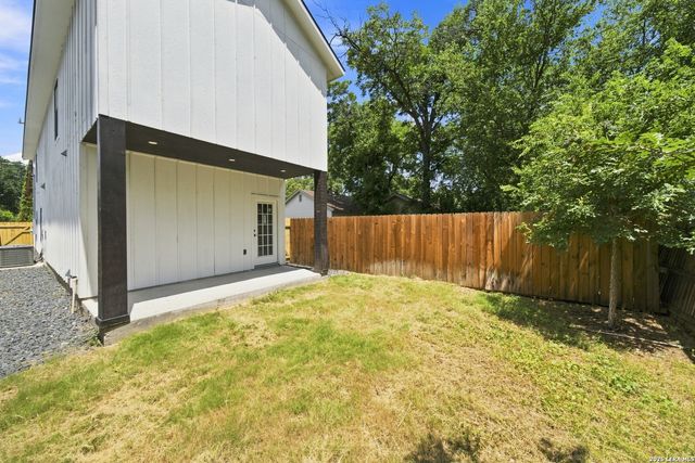 2718 CERALVO ST, San Antonio, TX 78237
