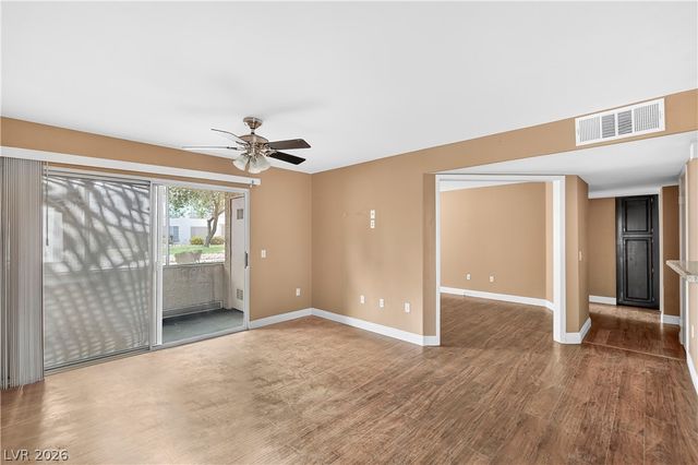 5710 East Tropicana Avenue 1047, Las Vegas, NV 89122