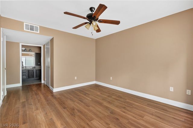 5710 East Tropicana Avenue 1047, Las Vegas, NV 89122