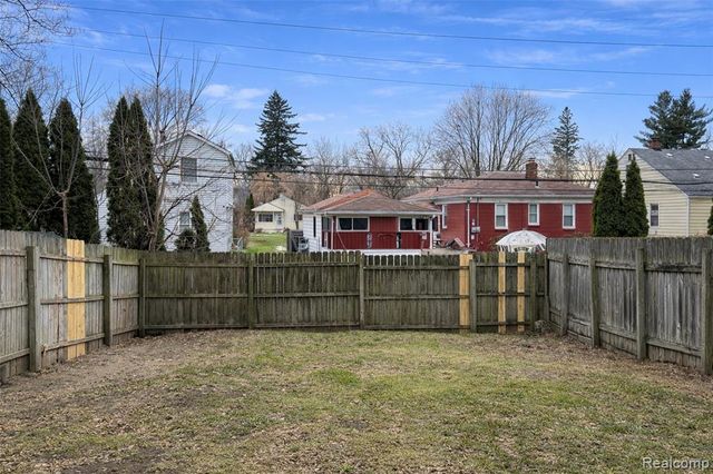 15477 Winston, Redford, MI 48239