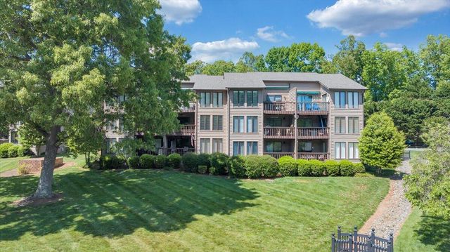 620 Montevista RD 602, Union Hall, VA 24176