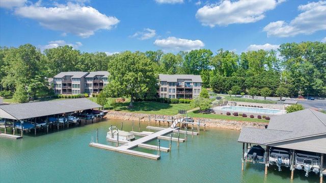 620 Montevista RD 602, Union Hall, VA 24176
