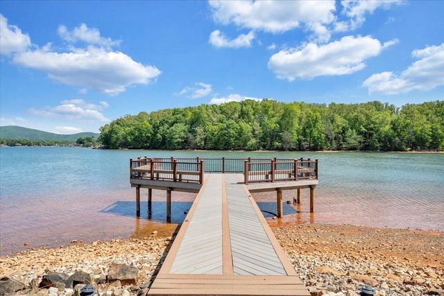 620 Montevista RD 602, Union Hall, VA 24176