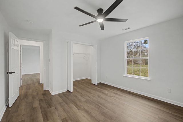 104 Crescent Ave, Smyrna, TN 37167