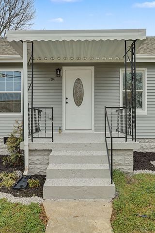 104 Crescent Ave, Smyrna, TN 37167