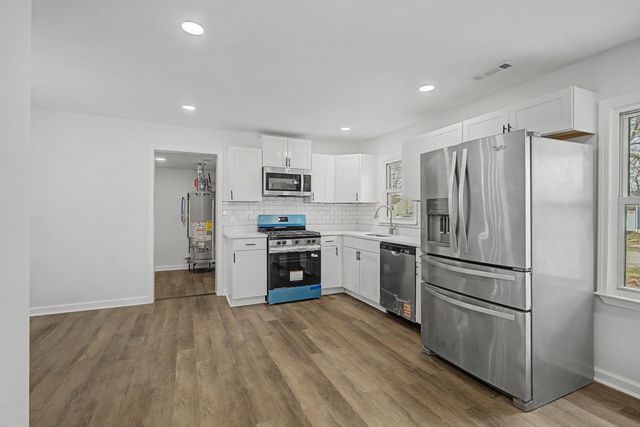 104 Crescent Ave, Smyrna, TN 37167