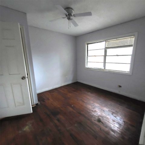 318 N Frost Street, New Boston, TX 75570