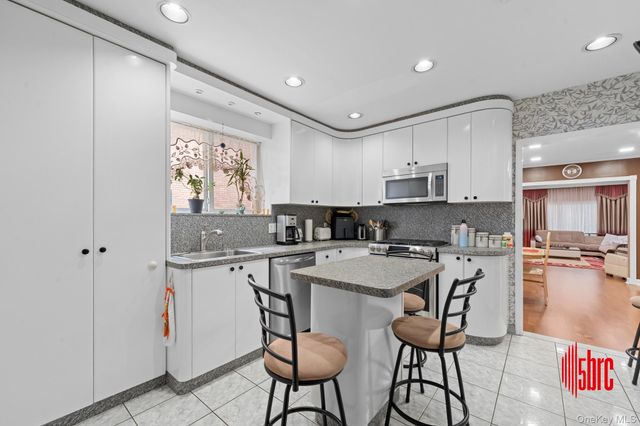 15 Van Sicklen Street, Brooklyn, NY 11223